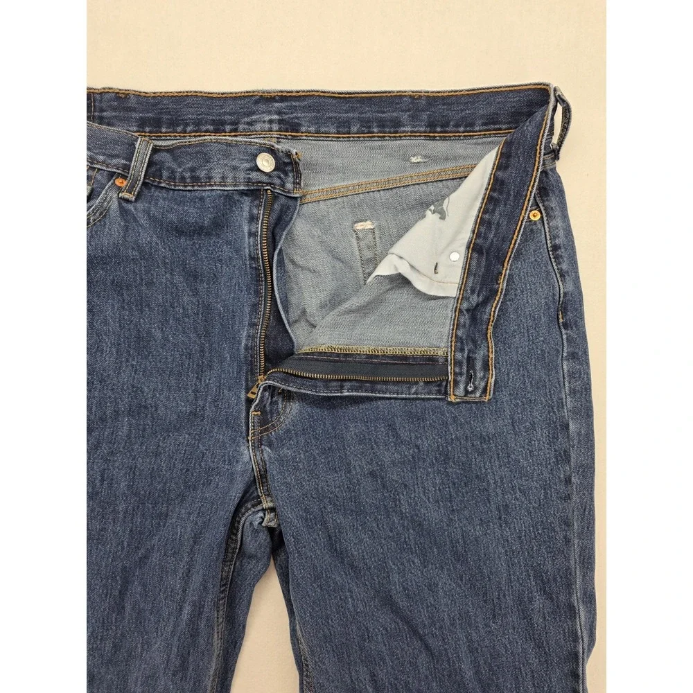 Levi's 550 Relaxed Fit Tapered Leg Jeans 42x32 Medium Blue Denim Red Tag Cotton